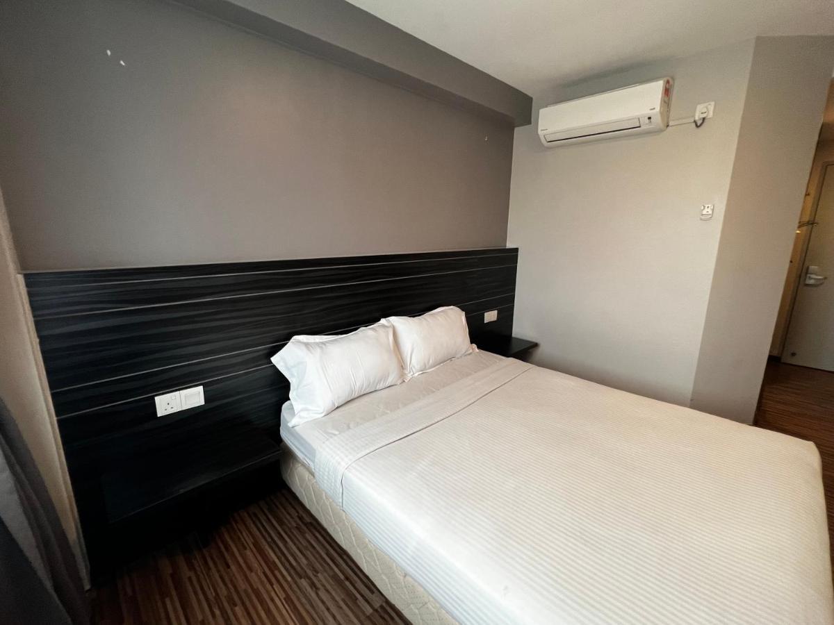 Signature Hotel Куантан Екстериор снимка