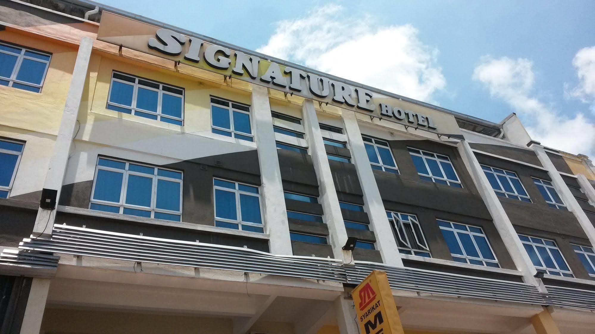 Signature Hotel Куантан Екстериор снимка